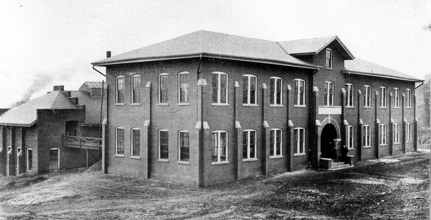 Estabrook Hall, 1898.