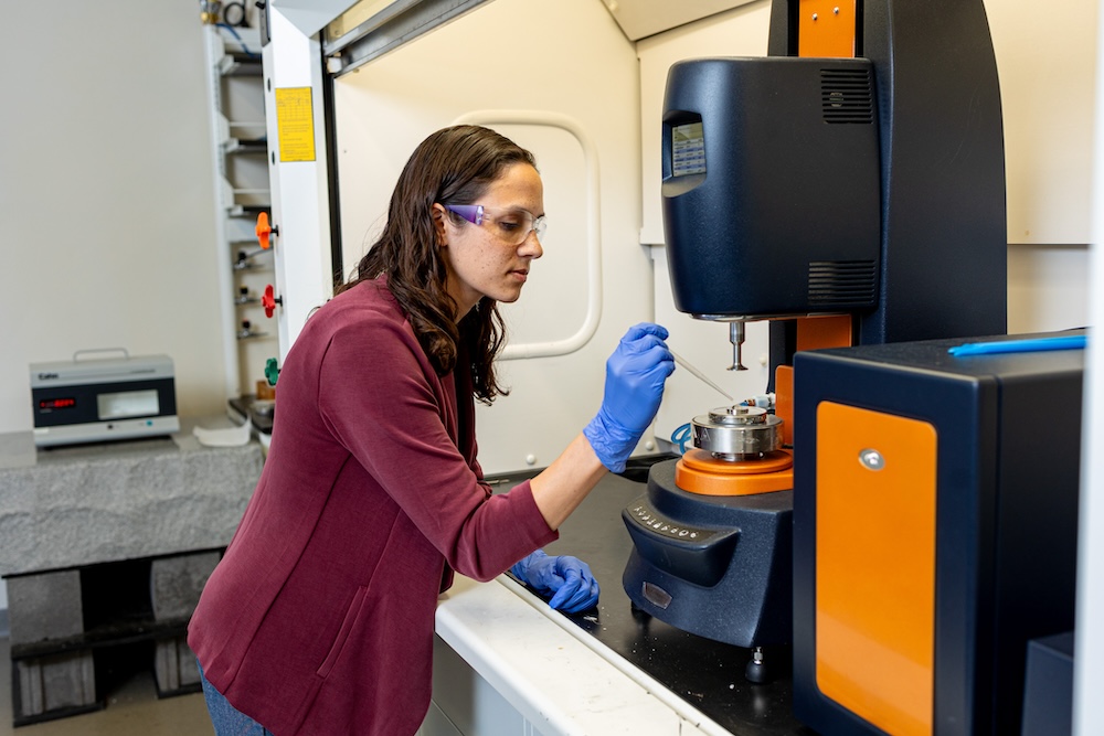 Ria Corder doing experiments in her lab