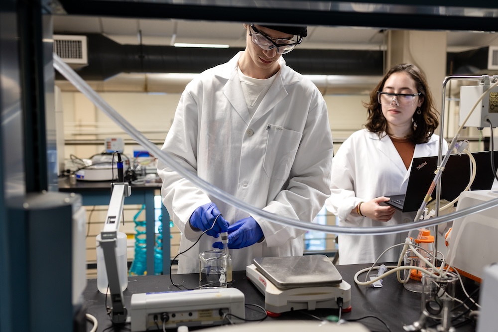 students setting up experiments in the Eastman Lab